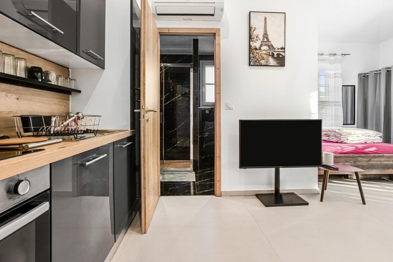 Bel Appart 3 - 5Min Du Port Frejus Apartment